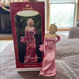 Hallmark Marilyn Monroe Keepsake Ornament